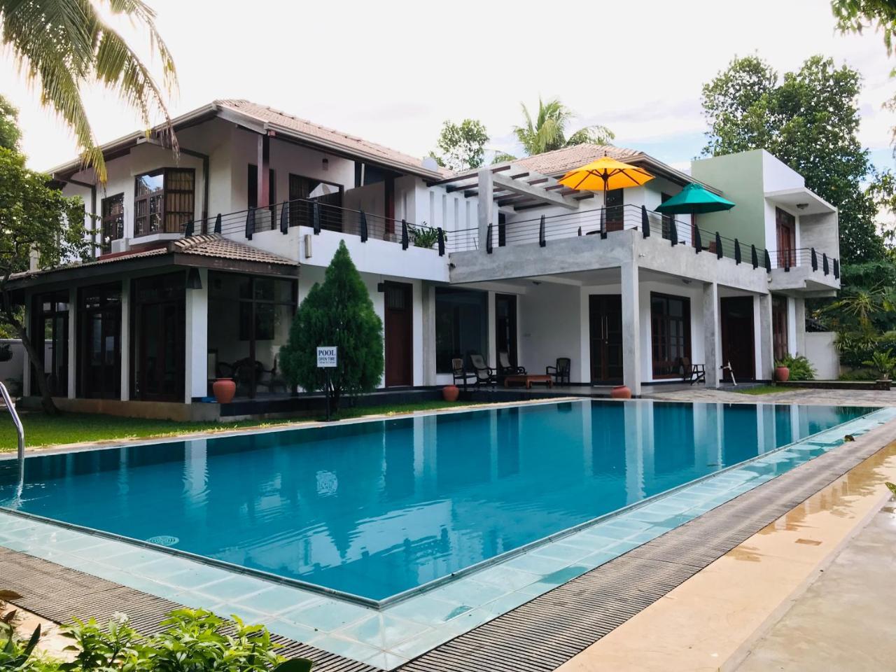 Siluni'S Villa Anuradhapura Εξωτερικό φωτογραφία